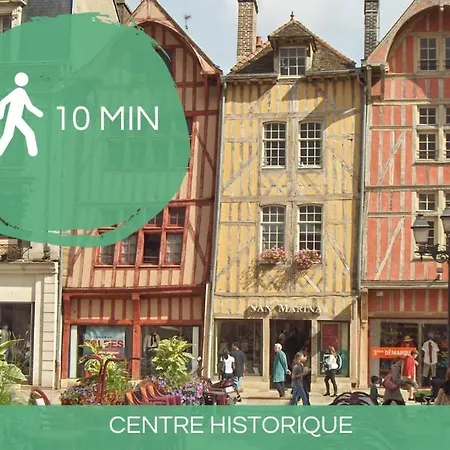Le Safari - Face Gare - Parking - Familial & Architecte - Rent Immo 아파트